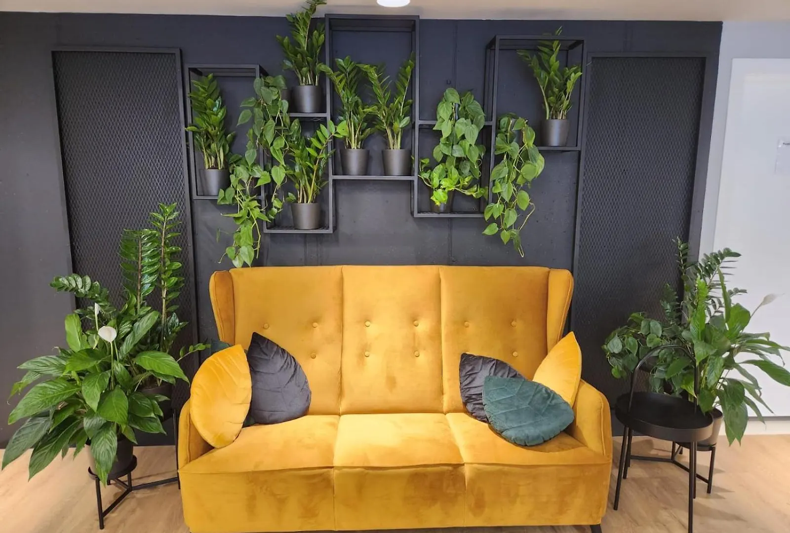 アパート Warszawa Central House - Studios In Warsaw With Private Jacuzzi, Full Access To Sauna, Gym And Billards - Studia Z Prywatnym Jacuzzi Oraz Dostepem Do Sauny, Silowni I Bilarda