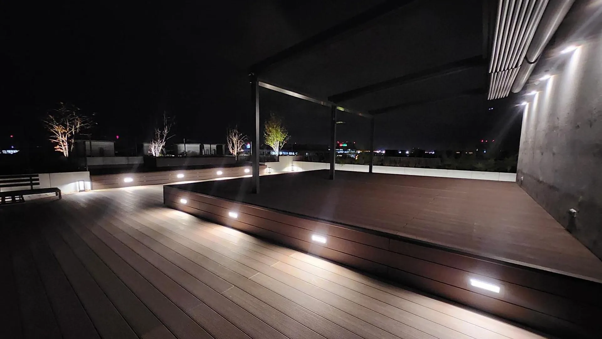 Warszawa Central House - Studios In Warsaw With Private Jacuzzi, Full Access To Sauna, Gym And Billards - Studia Z Prywatnym Jacuzzi Oraz Dostepem Do Sauny, Silowni I Bilarda ポーランド