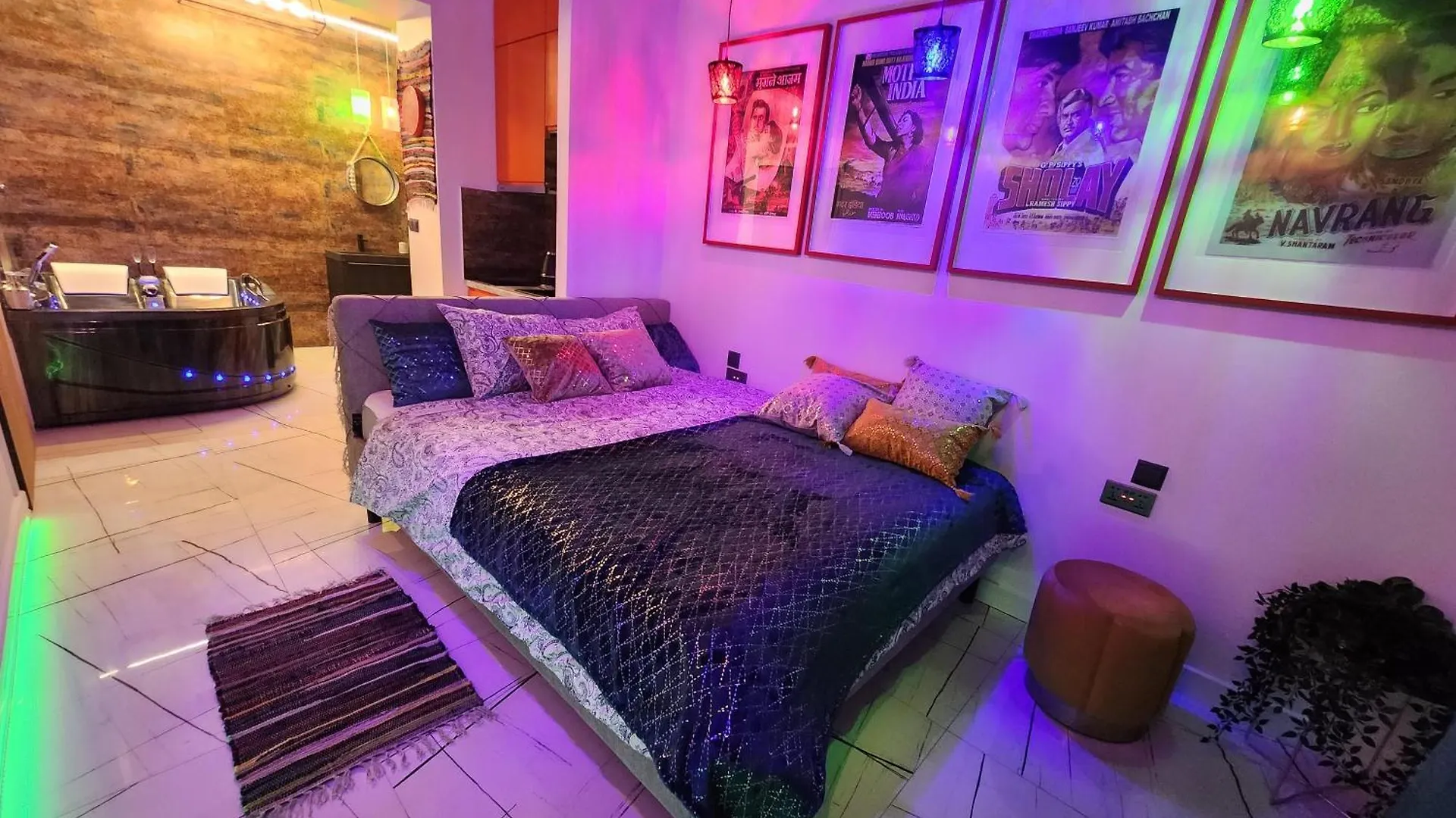 Warszawa Central House - Studios In Warsaw With Private Jacuzzi, Full Access To Sauna, Gym And Billards - Studia Z Prywatnym Jacuzzi Oraz Dostepem Do Sauny, Silowni I Bilarda アパート