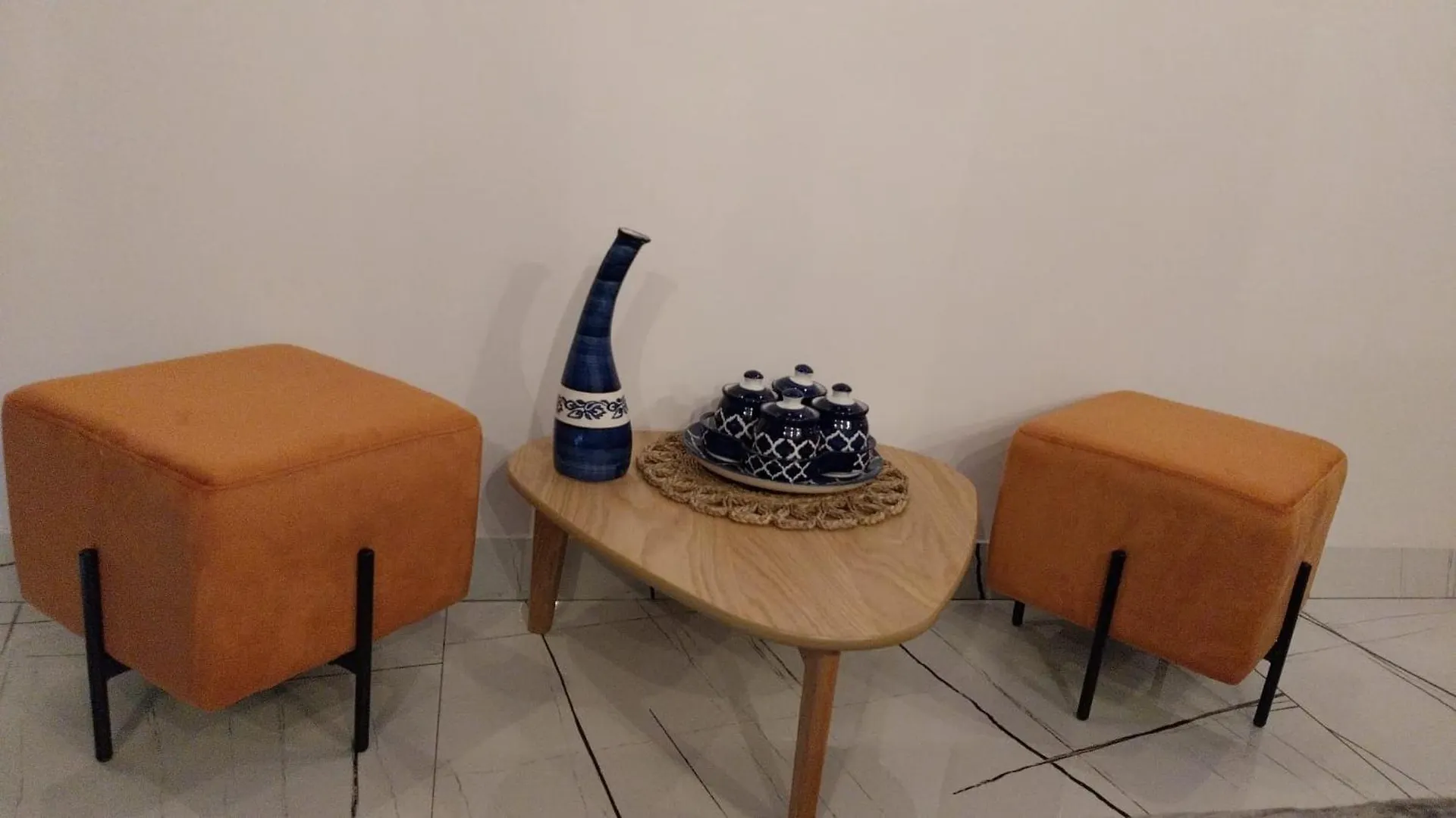 Warszawa Central House - Studios In Warsaw With Private Jacuzzi, Full Access To Sauna, Gym And Billards - Studia Z Prywatnym Jacuzzi Oraz Dostepem Do Sauny, Silowni I Bilarda
